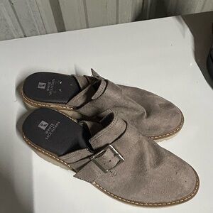 White Mountain grey/Taupe Suede like Mules